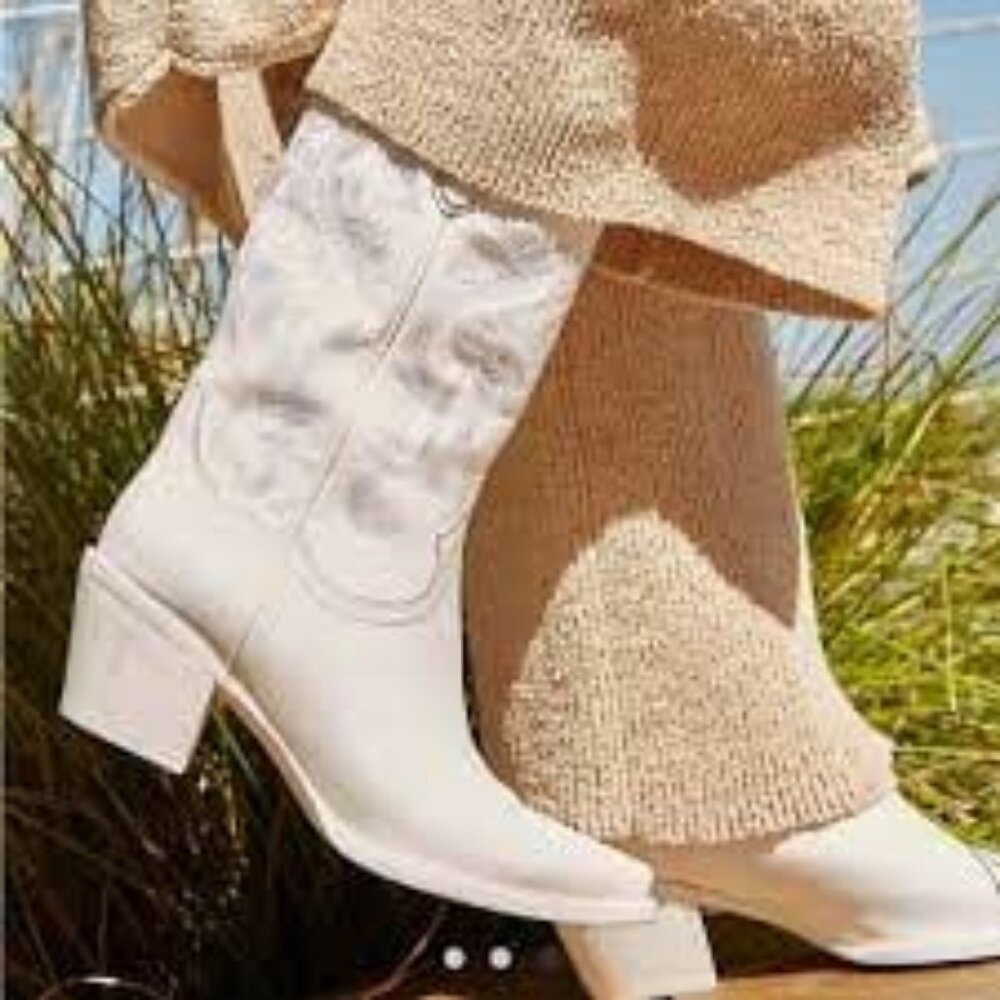 JEFFREY CAMPBELL Dagget Boot Boho Western Cowgirl Boots White 9.5 NWOB - Picture 7 of 16